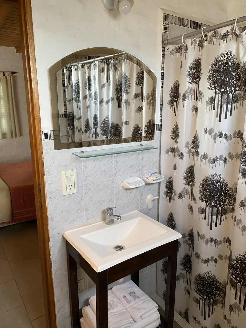 Cab 10 baño.